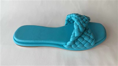 Fashion Weaving Summer Slippers